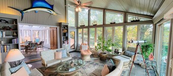 Carter’s Creek Waterfront, Beach, Kayaks, Deepwater Dock, Walk to Town, Unwind