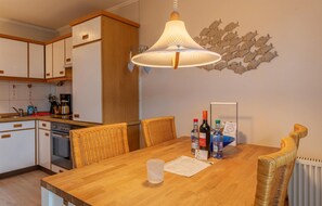Apartment | Private kitchen | Fridge, cookware/dishes/utensils