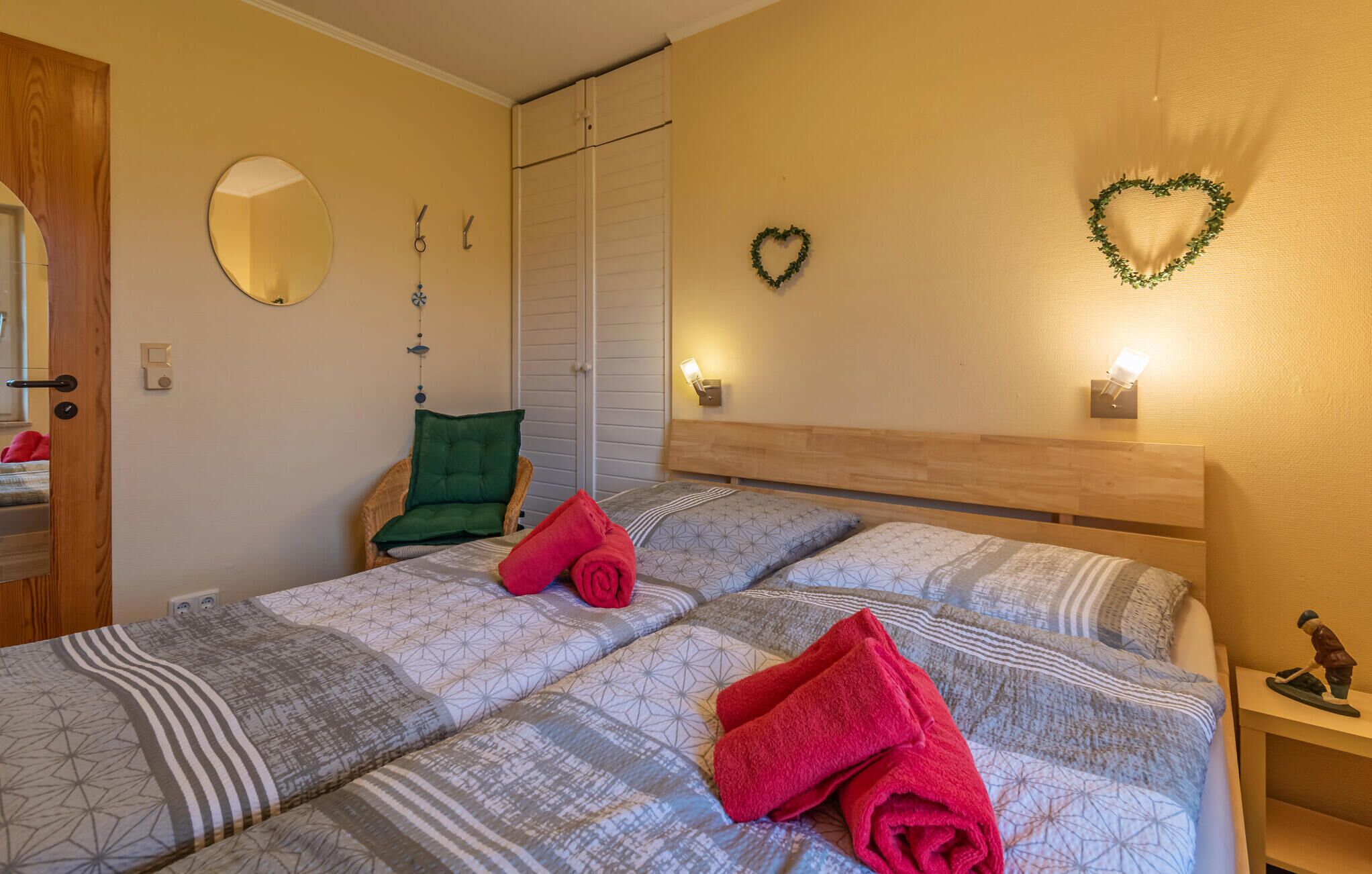 Apartment | 2 bedrooms, free WiFi, bed sheets