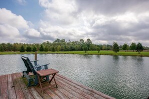 Property grounds - special offers: 20% off all winter bookings,10% discount for early reservations. (Baltimore)