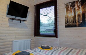 House | 4 bedrooms, free WiFi, bed sheets