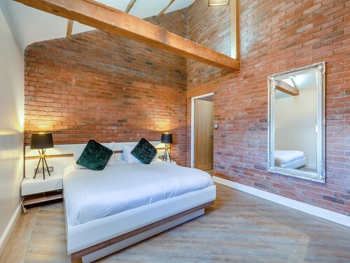 The Barnacle Goose - UK35261