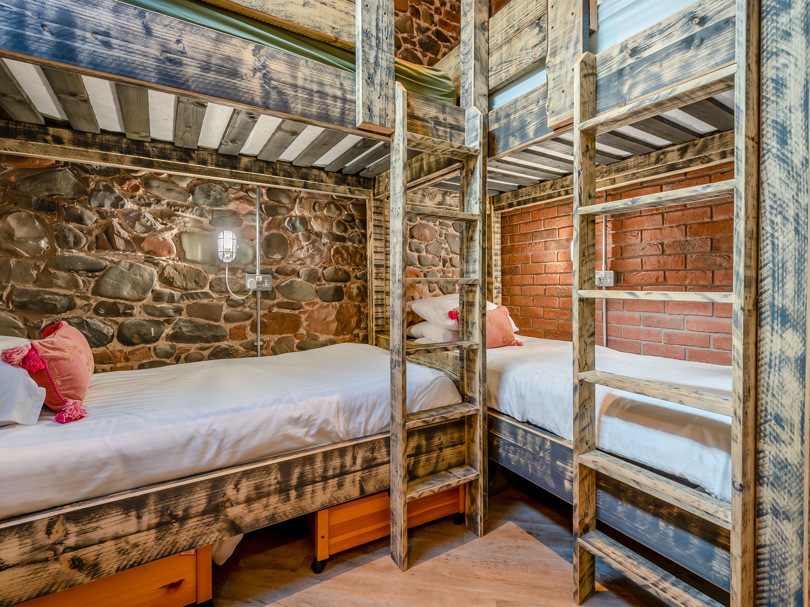 3 dormitorios, wifi gratis, ropa de cama