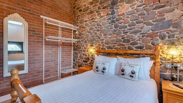 3 habitaciones, wifi gratis y ropa de cama