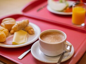 Daily continental breakfast (BRL 40 per person) - Hotel Moov Porto Alegre (Porto Alegre)