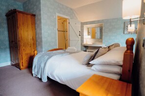 6 chambres, Wi-Fi gratuit, draps fournis