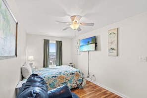 2 bedrooms, WiFi, bed sheets