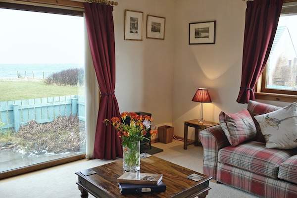 Living room | Larachan, Scarfskerry near Castletown