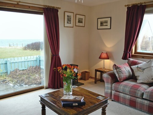 3 bedroom accommodation in Scarfskerry near Castletown