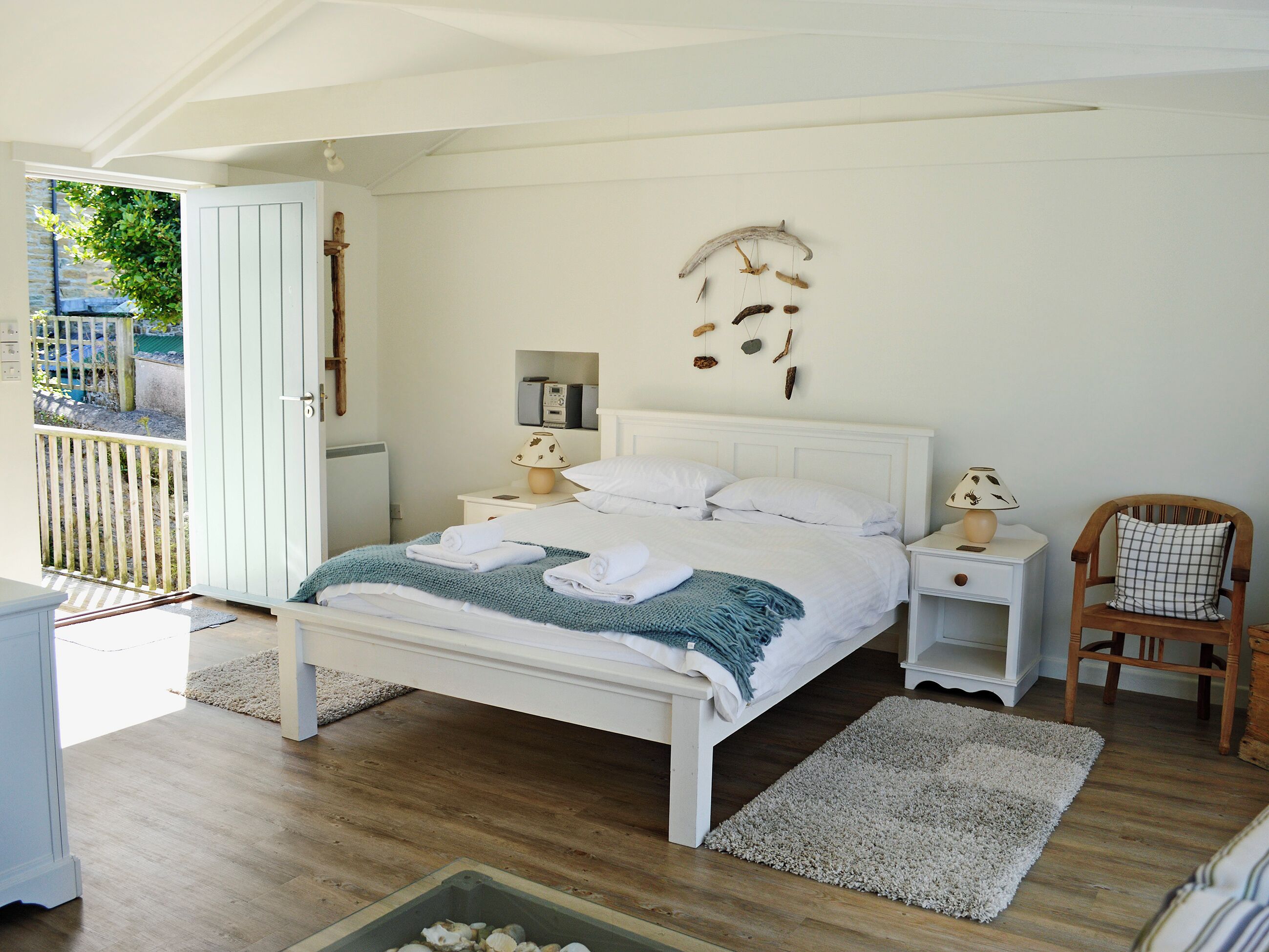 4 bedrooms, free WiFi, bed sheets