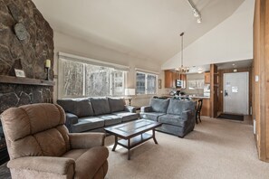 TV, fireplace, DVD player