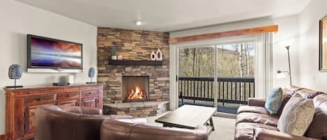 TV, peis og DVD-spiller