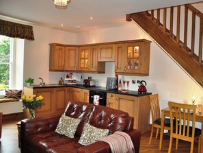 Living area - 2 bedroom accommodation in Crosscanonby (Crosscanonby)