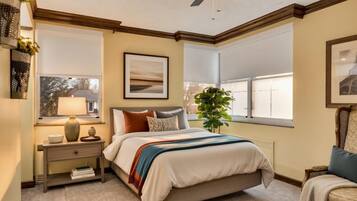 1 Schlafzimmer, Schreibtisch, Bügeleisen/Bügelbrett, Reisekinderbett