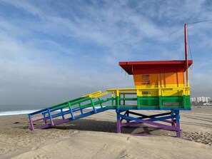 Beach nearby, beach towels