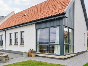 Exterior - A rural property based on a working farm with wood burner. (Linlithgow, near Edinburgh)