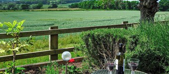 1 bedroom accommodation in Mansell Gamage