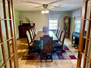 Dining - Large Secluded Home w/ Private Pool, Hot-tub, Gym, Game room, and Bar Area. (Falls)