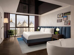 Piedmont Suite | Premium bedding, down comforters, in-room safe, desk