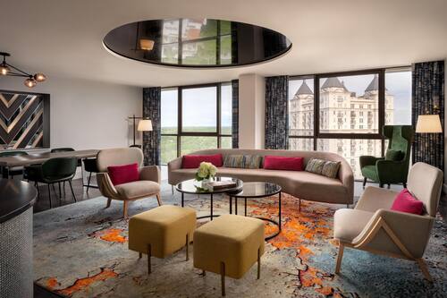 Premium Suite, 1 Bedroom | Living area
