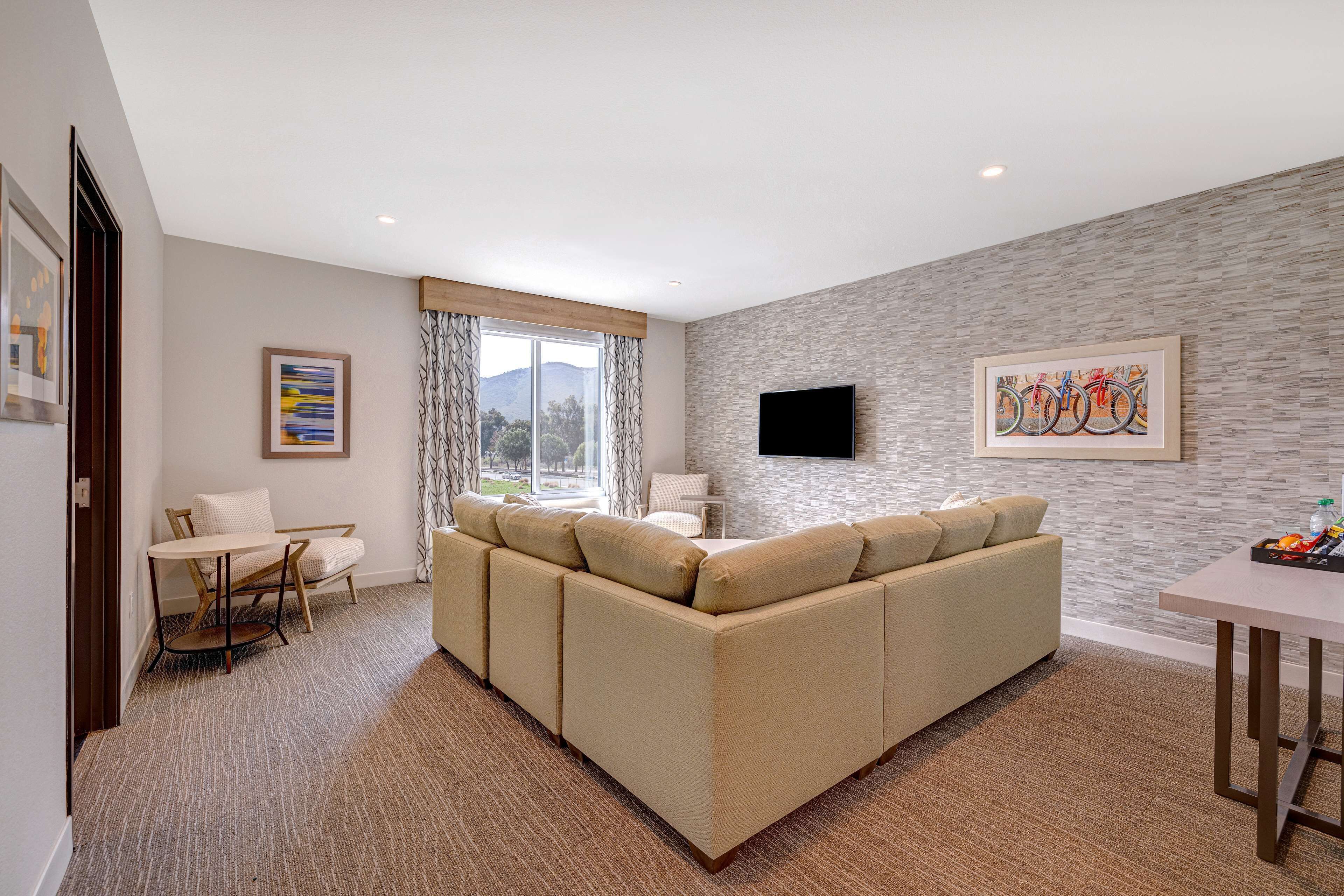 50-inch smart tv with digital channels, tv, netflix