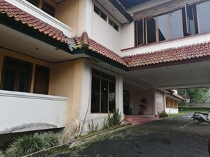 Pemandangan dari properti