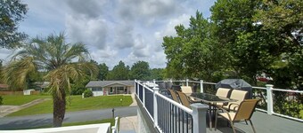 Cozy and Beautiful Home. When booking 1 week or more ask about our discount.