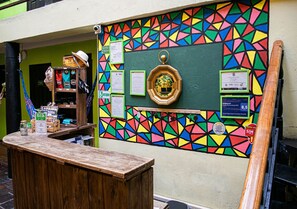 Reception - Onde Pepe Hostel (Bogotá)