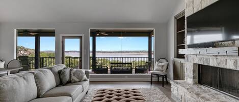 TV, fireplace, DVD player