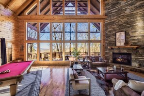 Smart-TV, peis og DVD-spiller