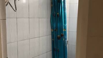 Toallas, papel higiénico