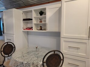Interior - Modern Style Cabin with deck to watch ranch animal (Kempner)