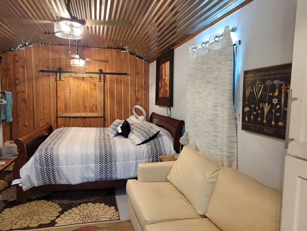 1 غرفة نوم ومكتب وواي فاي مجانًا وملاءات أسرّة