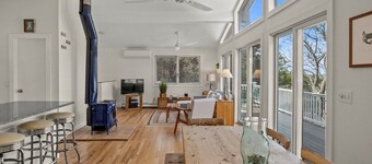 Lieutenant's Island Treehouse Getaway