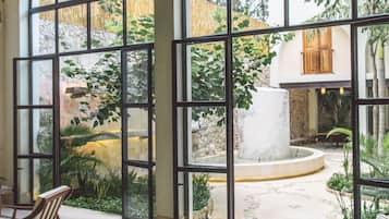 Sala de estar en el lobby