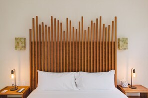 Egyptian cotton sheets, premium bedding, memory-foam beds - TreeHouse Boutique Hotel - Adults Only  (Mérida)
