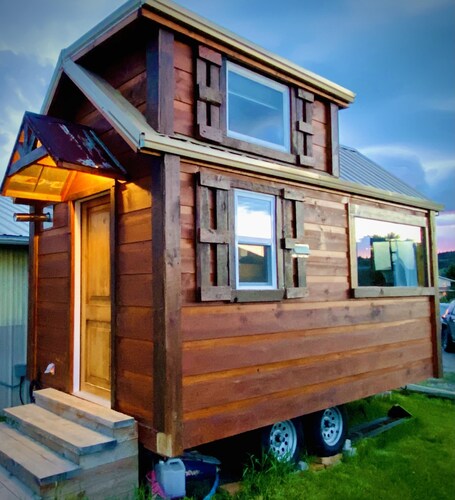 Tiny House with Big Sky views