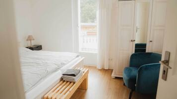 2 Schlafzimmer, Zimmersafe, kostenloses WLAN, Bettwäsche