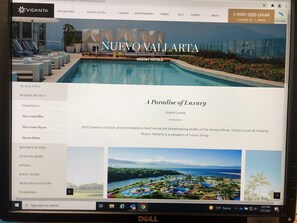 Unclassified image, 5 of 11, button