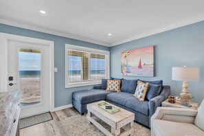 TV - Shell Cove 106 by Duncan Real Estate (Bradenton Beach)