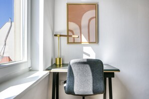 Interior - Deluxe Mariahilf 1BR w/ Storage, walk to U4 and bars, by Blueground (Vienna)