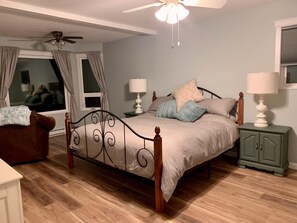 4 bedrooms, free WiFi, bed sheets