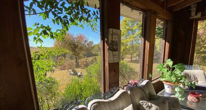 8 Bedroom 13 Bed large Country Home, Huge Country Kitchen, Bright Starry Nights