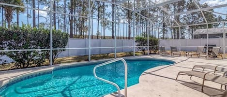 Sisäuima-allas, ulkouima-allas