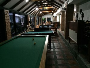 Pelihuone