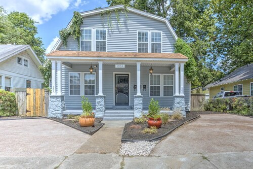Bright & Airy 2 Bedroom Modern Farmhouse in Midtown Memphis