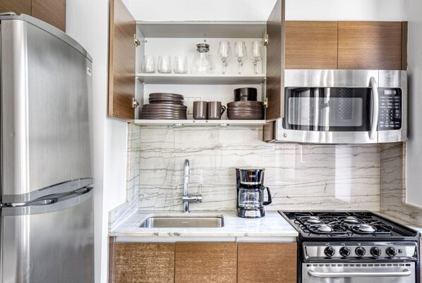 Fridge, microwave, oven, stovetop