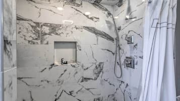 Rainfall showerhead, hair dryer, towels