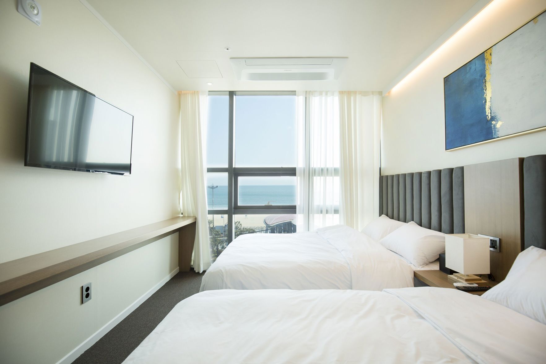 Bàn ủi/dụng cụ ủi quần áo, truy cập Internet không dây miễn phí 