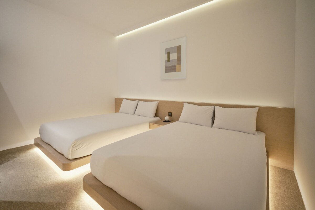 Rideaux d’obscurcissement, système d’insonorisation